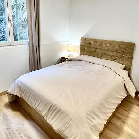 Magnifique 2 Chambres Terrasse Et Parking แซ็ง-ทรอเป ภายนอก รูปภาพ